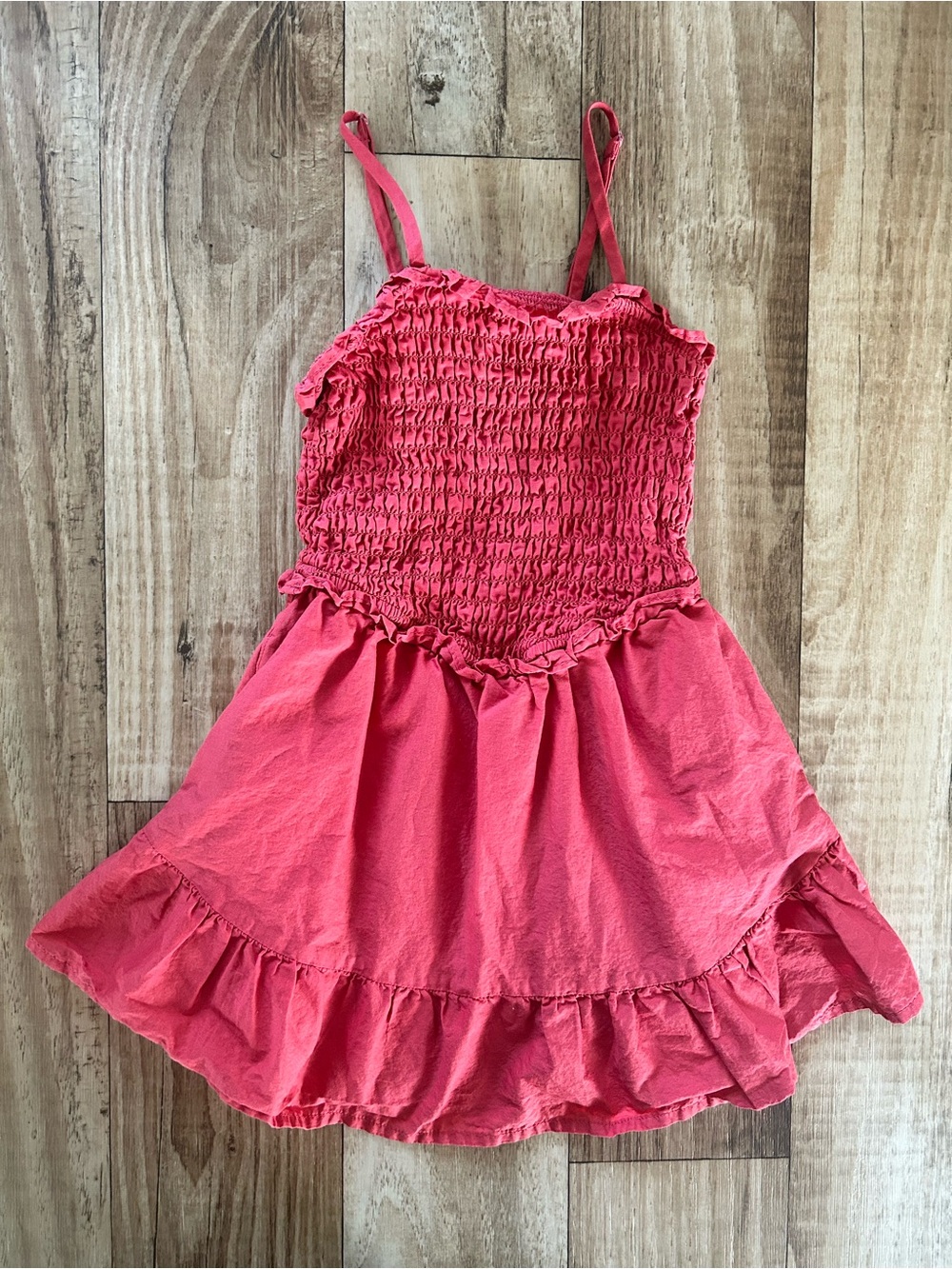 weekend academy smocked tiered coral pink girls dress size S (6/7)